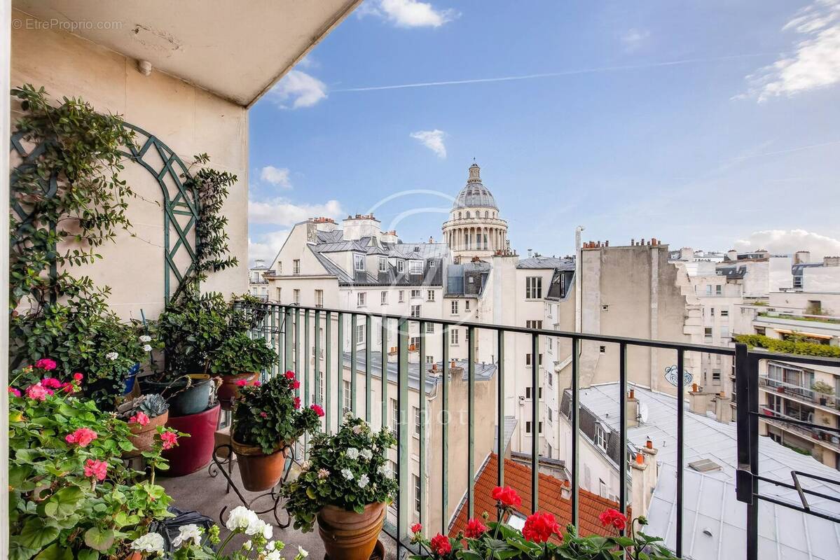 Appartement à PARIS-5E