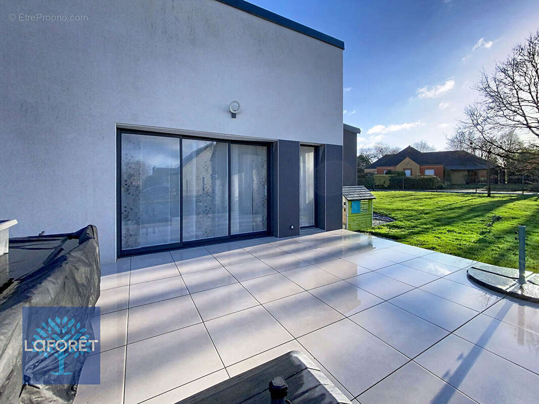 Maison Parce 6 pièce(s) 110 m2 - photo 4