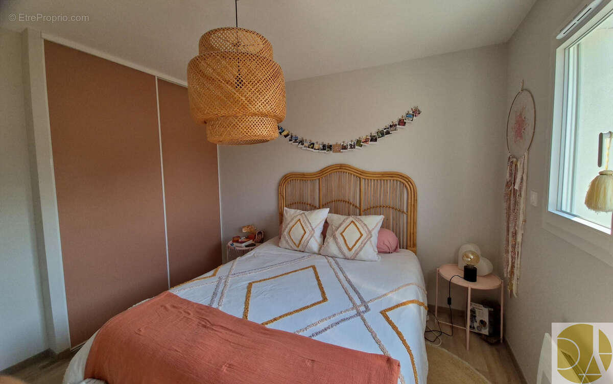 EN EXCLUSIVITE Sud de Pau - Proximité centre bourg : villa de plain pied sous garantie - 3 chambre - garage - - photo 5