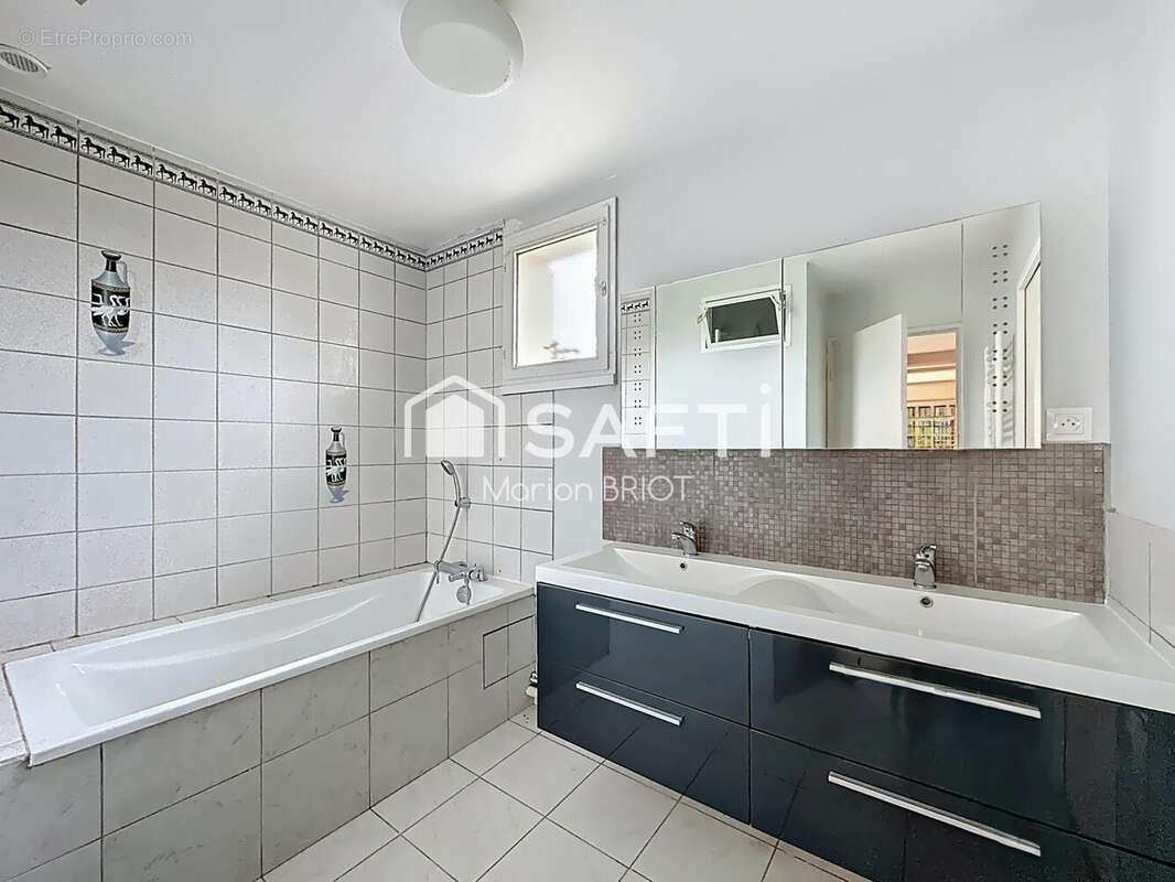 Photo 6 - Maison à VAUREAL