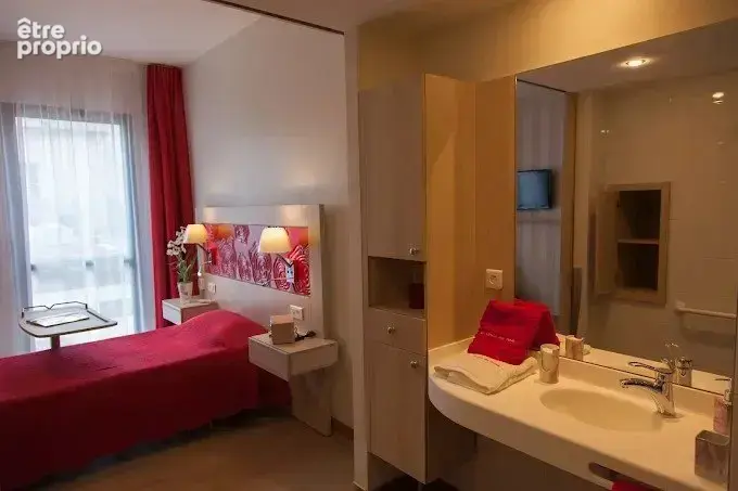 INVESTISSEMENT LOCATIF  Nevers  Résidence EHPAD Les Rives de la Nièvre - 7.01% de rentabilité - photo 3