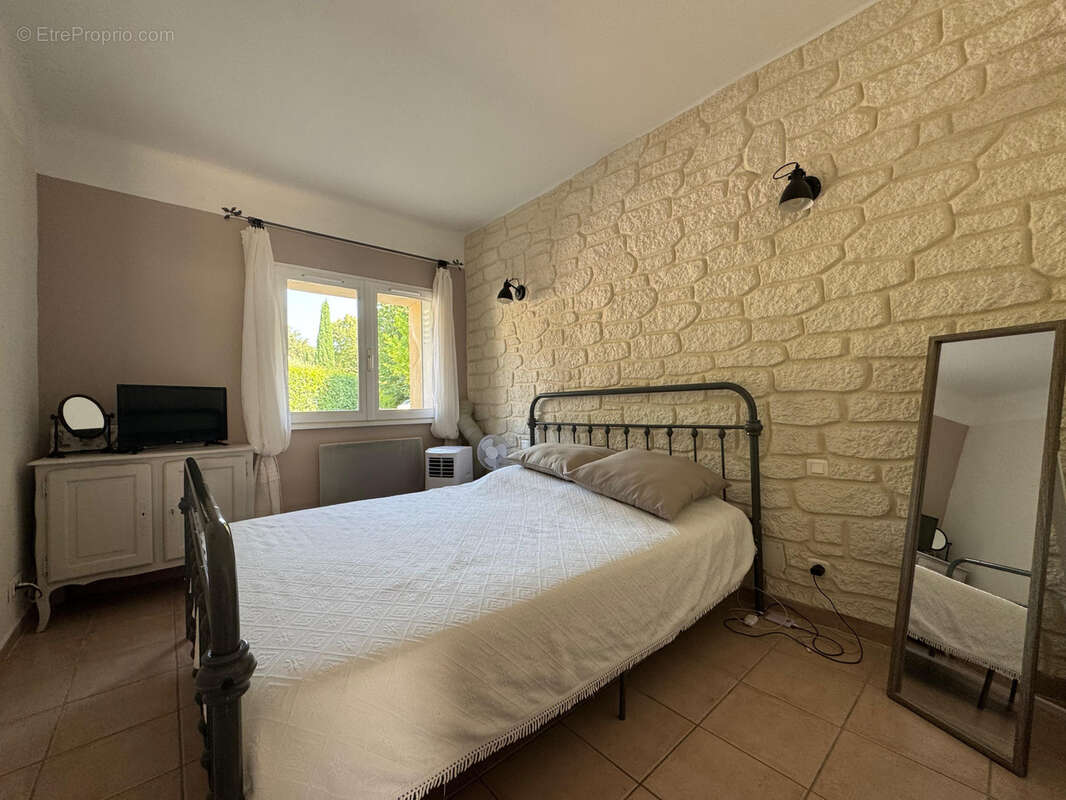 Appartement à UZES