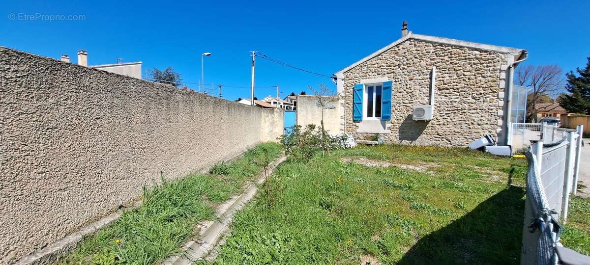 Maison 70 m² à Pelissanne  - photo 2