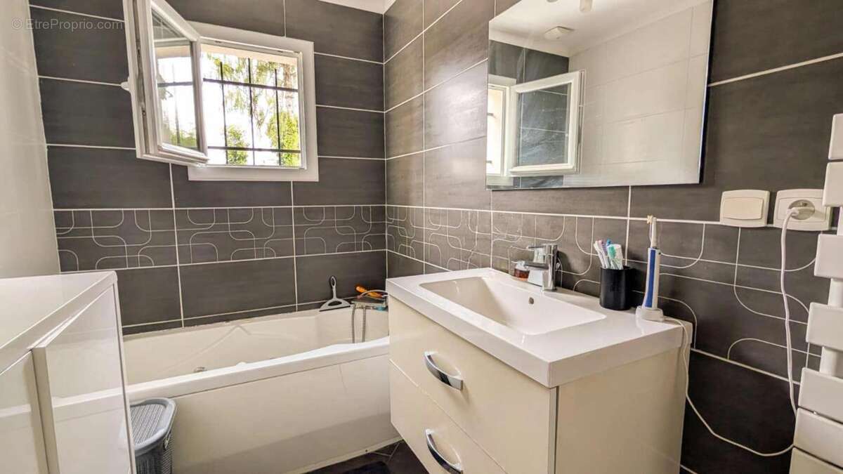 Pavillon individuel, 3 chambres, habitable de Plain-pied - photo 7