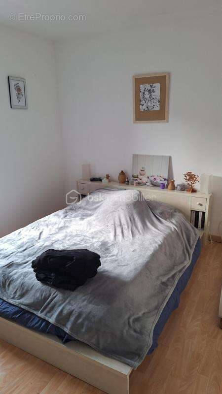 Maison à LA CHAPELLE-SUR-AVEYRON