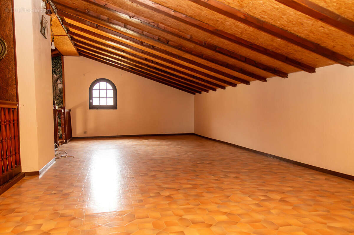Maison à FURIANI