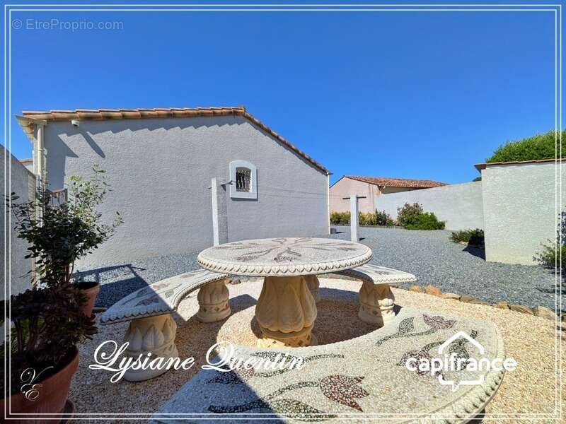 Maison à MONTREDON-DES-CORBIERES
