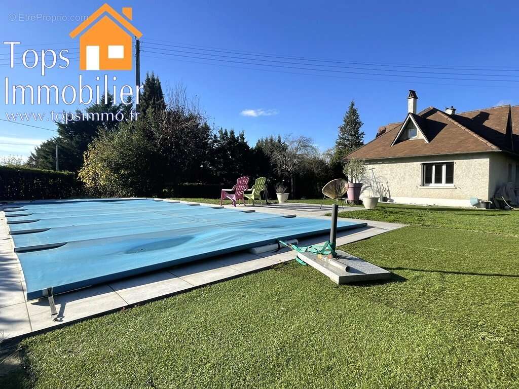 Maison à VILLEFRANCHE-DE-ROUERGUE