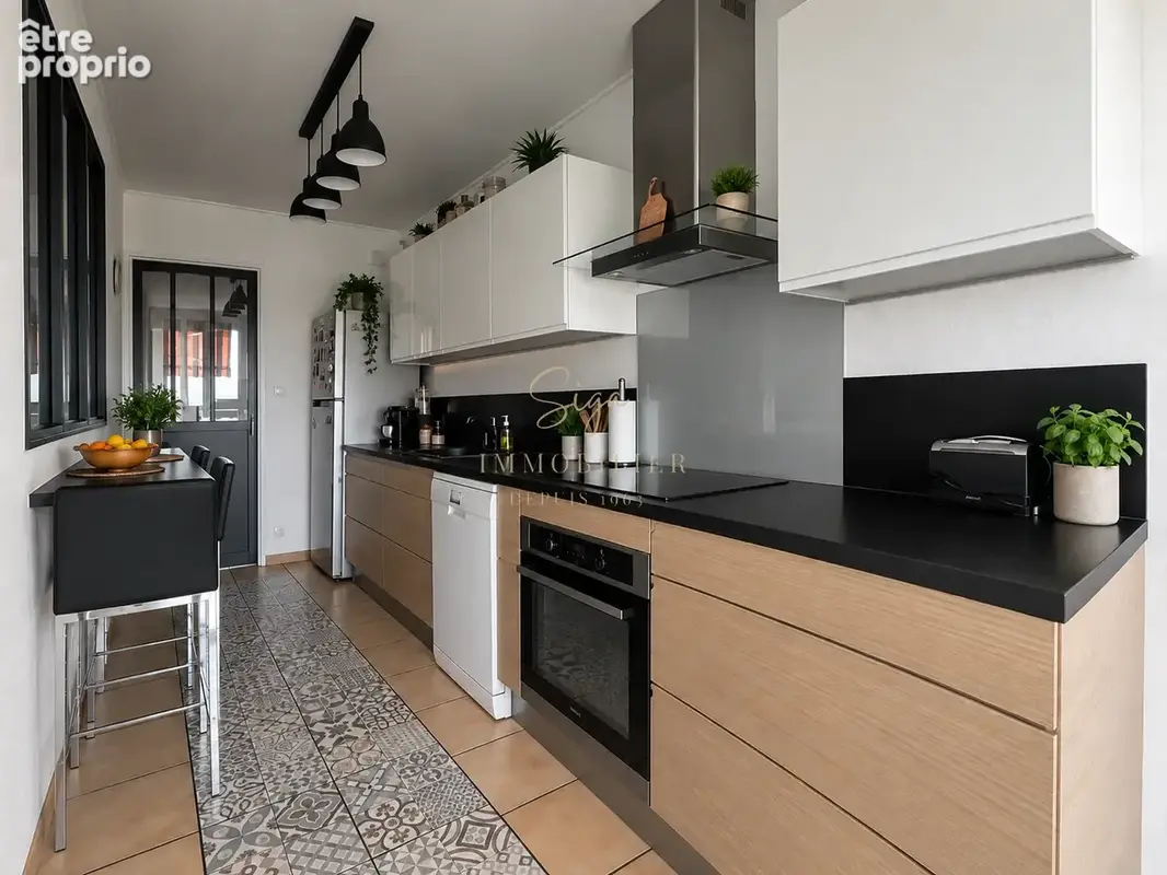 T4 traversant avec balcon, parking privatif et parc arboré   Résidence Haïti   Marseille 12e - photo 6