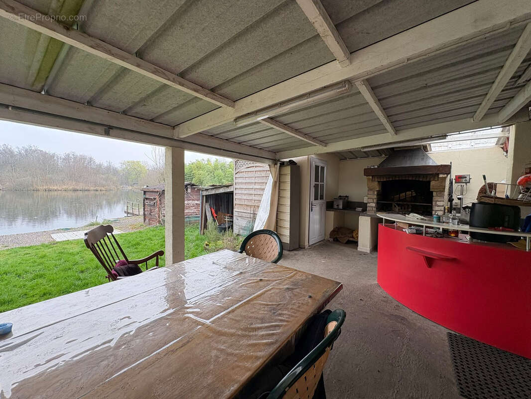 Maison à BRAY-LES-MAREUIL