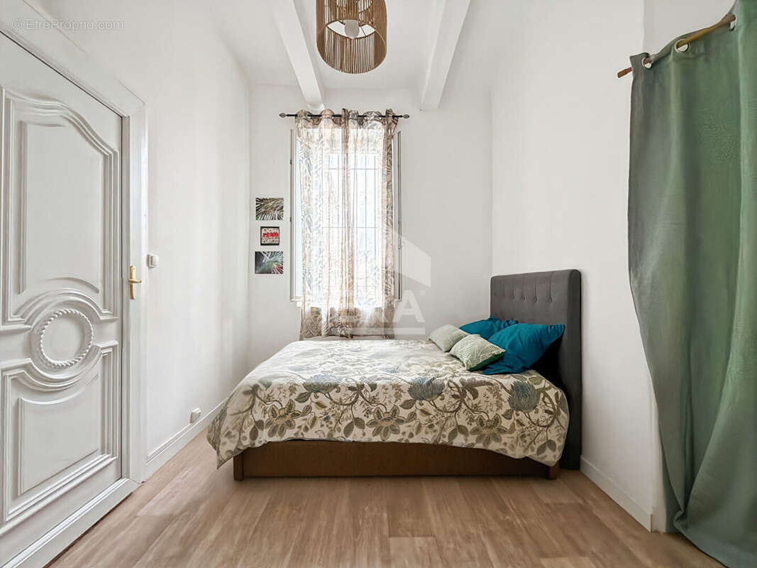 Appartement à MARSEILLE-15E
