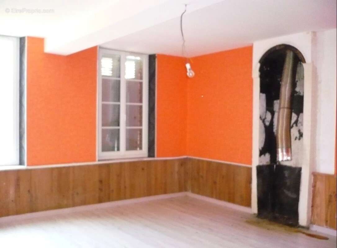 Maison à MONTFEY
