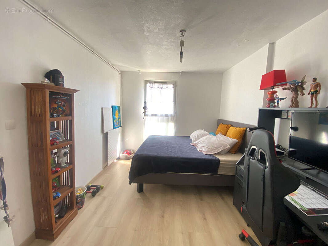 Appartement à LATTES