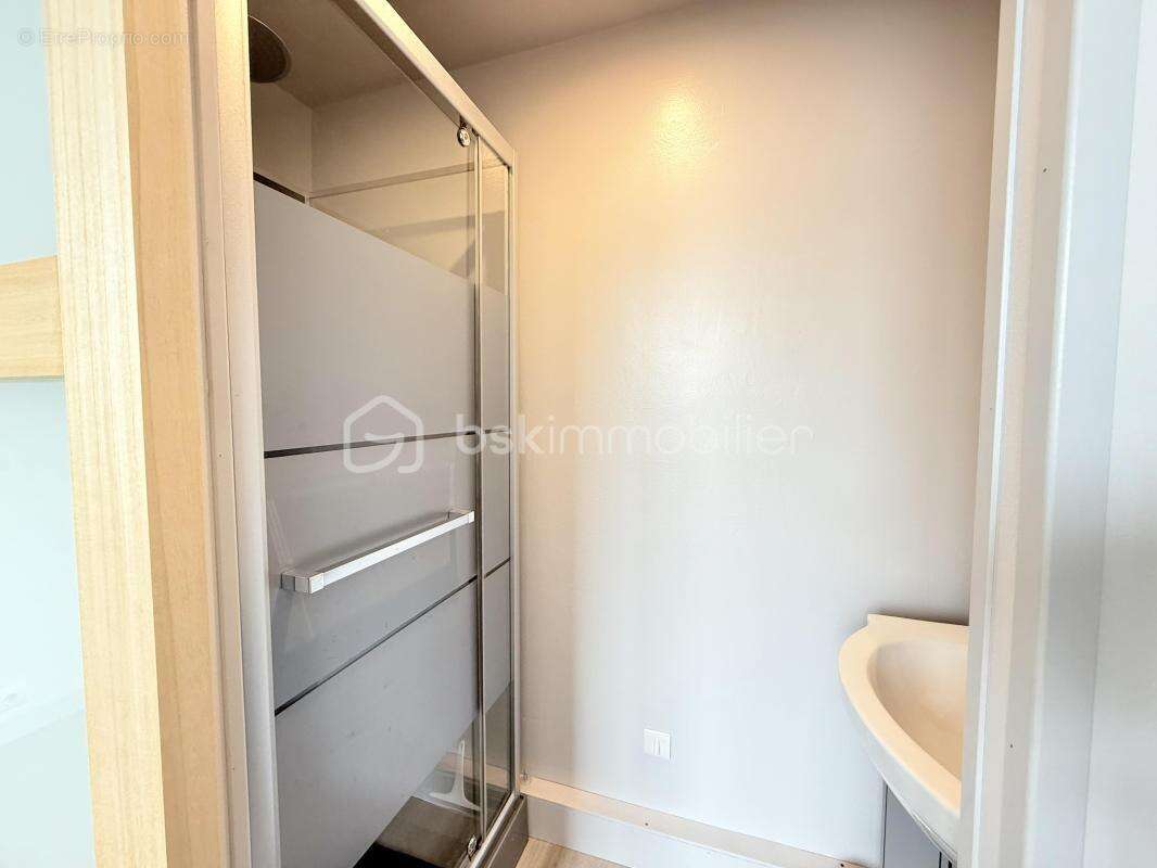 Maison non mitoyenne  106m²  6 pièces édifiée sur une parcelle de 270m² avec jardin et dépendances aux portes de paris - photo 14