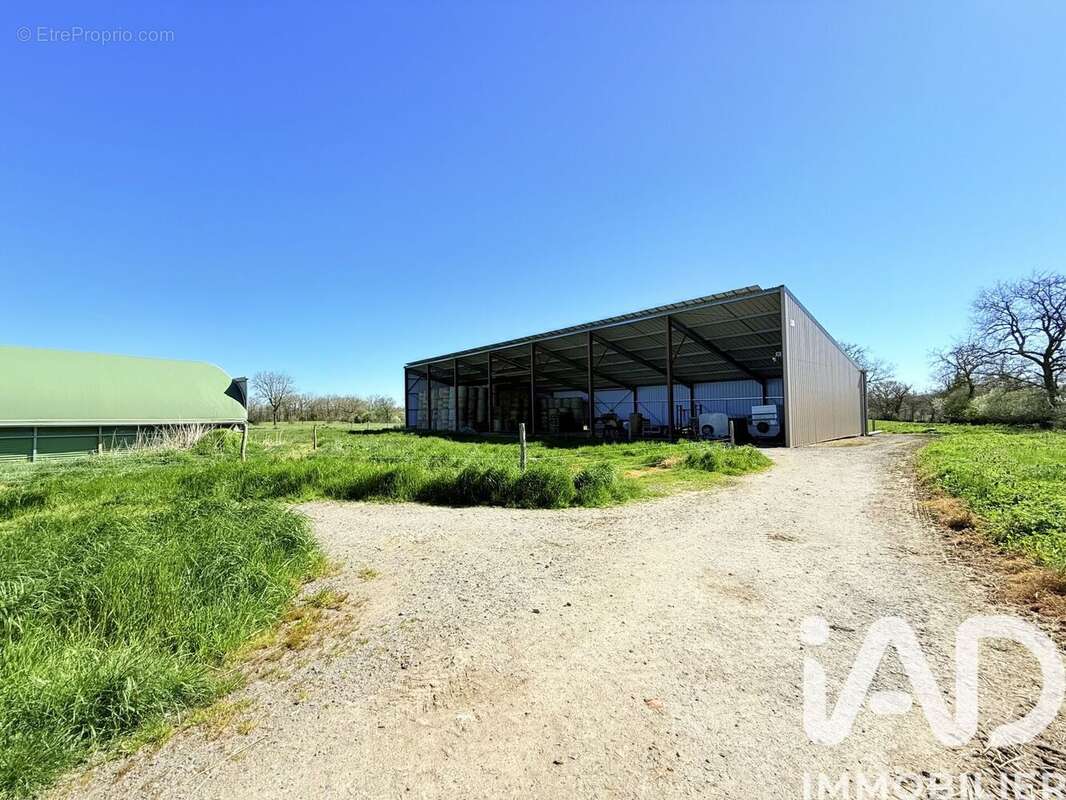 Photo 9 - Maison à SAULGE
