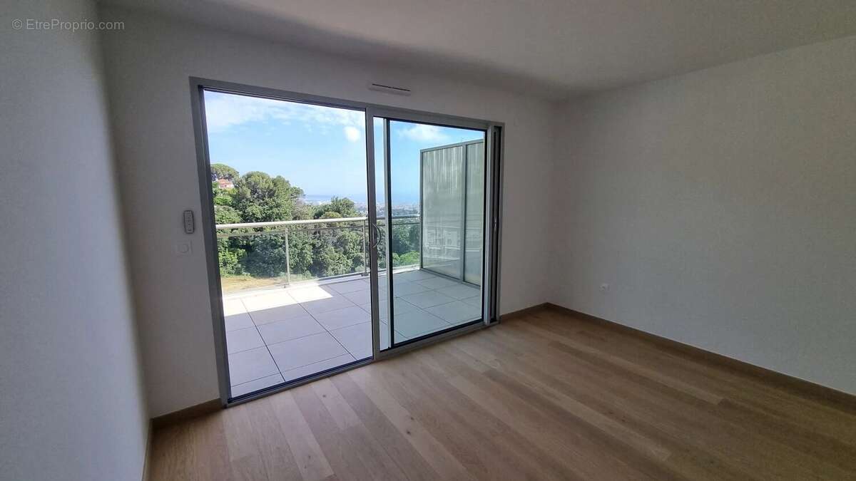 Appartement à LE CANNET