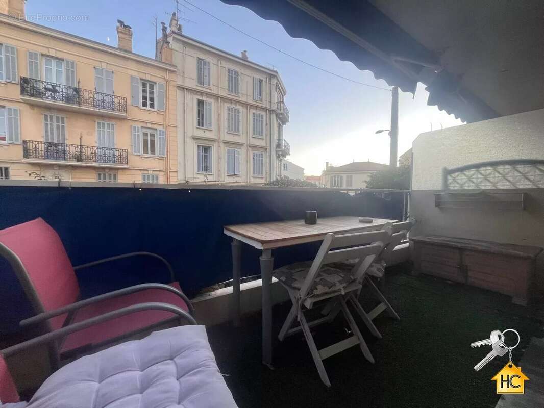 Appartement à CANNES