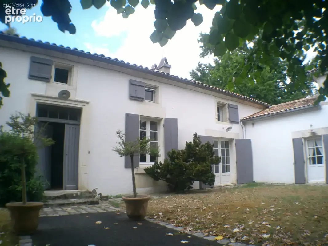 COGNAC - A Vendre Maison de Caractère SAINT BRICE - photo 2