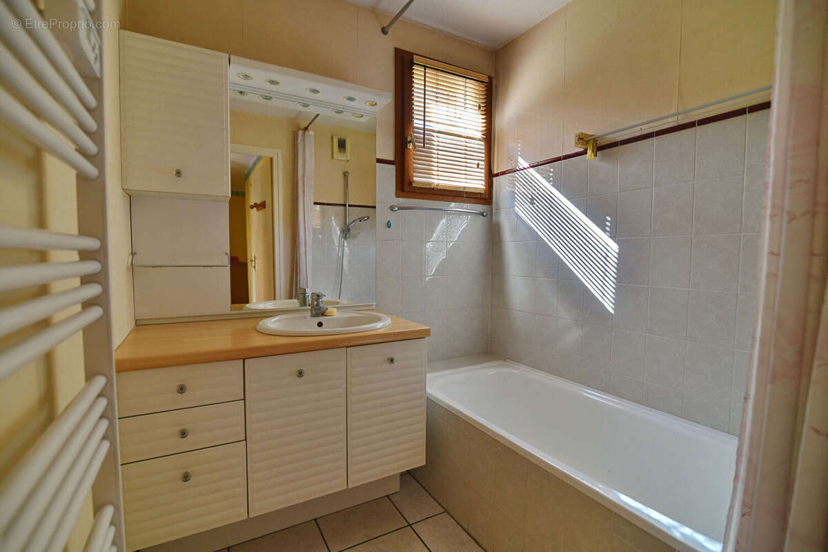 Appartement à LE TOUVET