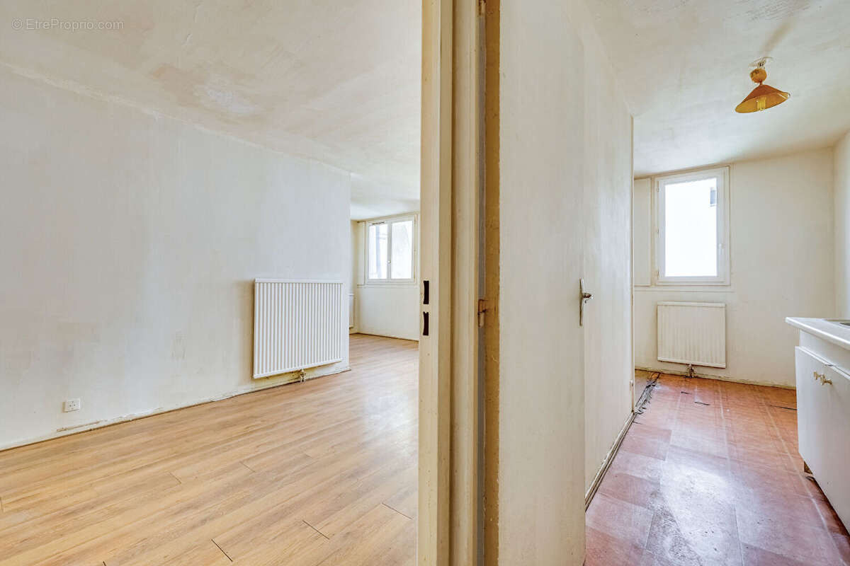 Appartement Paris 2 pièces 41.47m2 - photo 2