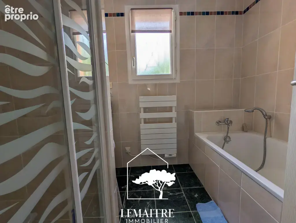 Maison de plain-pied avec piscine   4 chambres   grand terrain de 1 456 m2 - photo 30