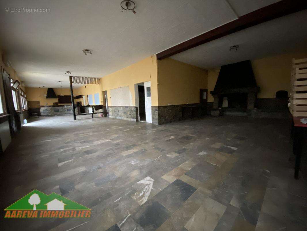 Local commercial - photo 4