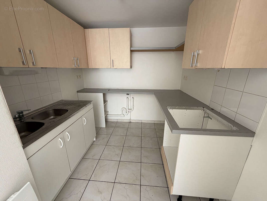 Appartement 4 pièce(s) 91.34 m2 QUARTIER CENTRE VILLE - photo 4