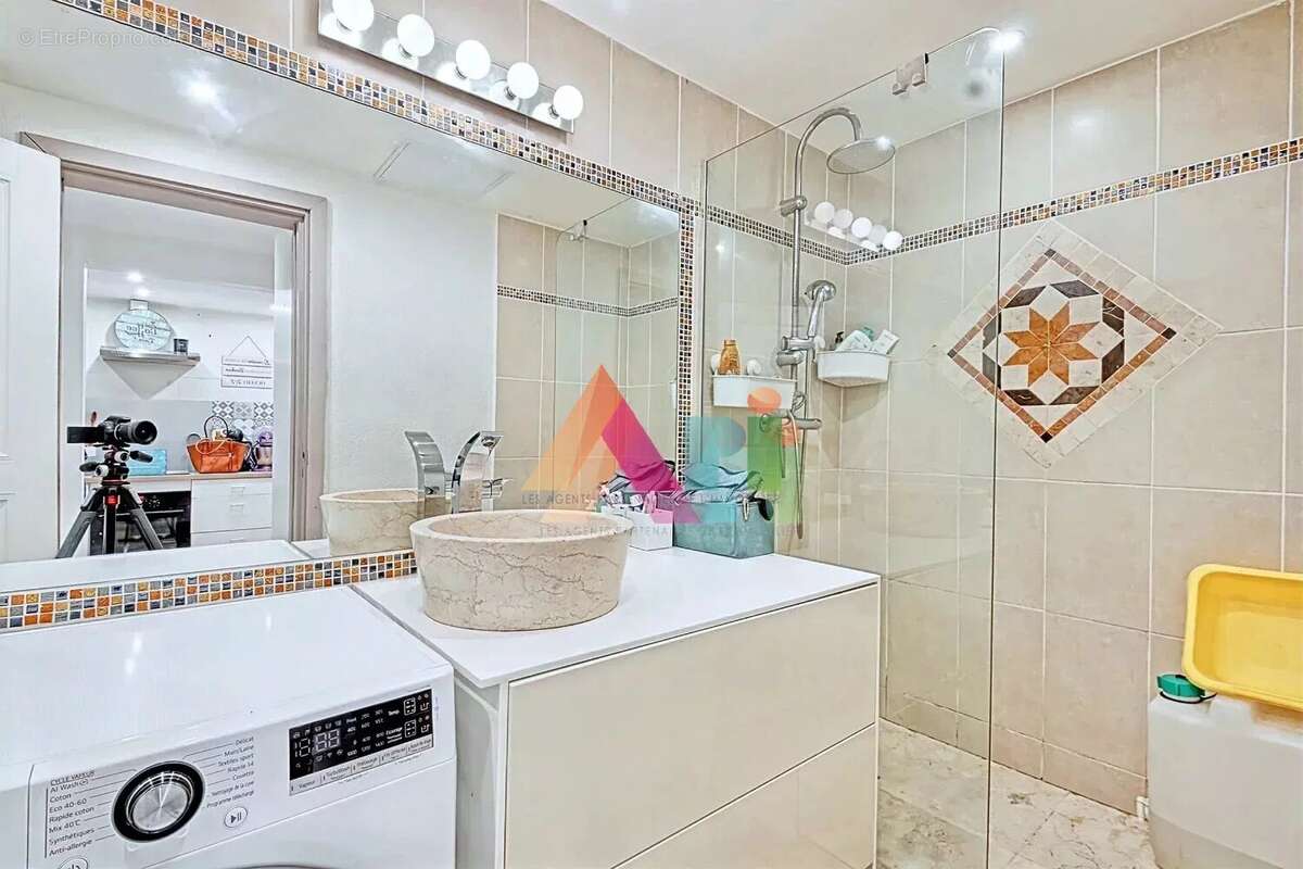 Appartement avec terrasse, plage et piscine - photo 13