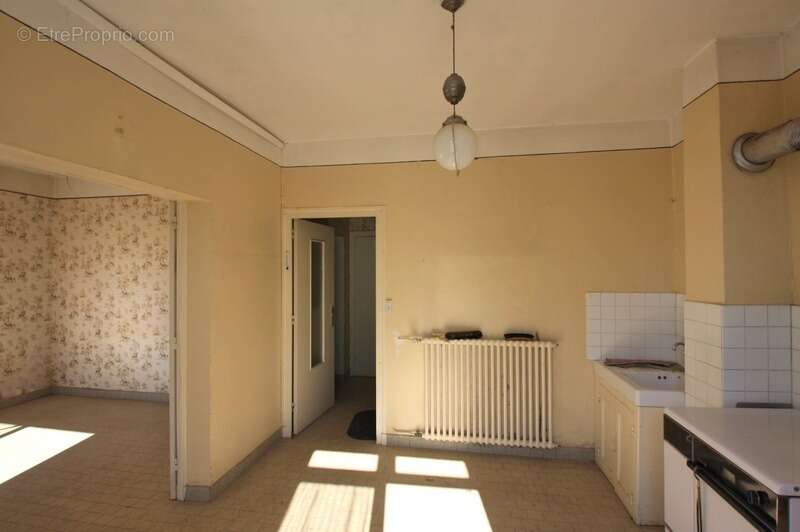Maison à DIOU