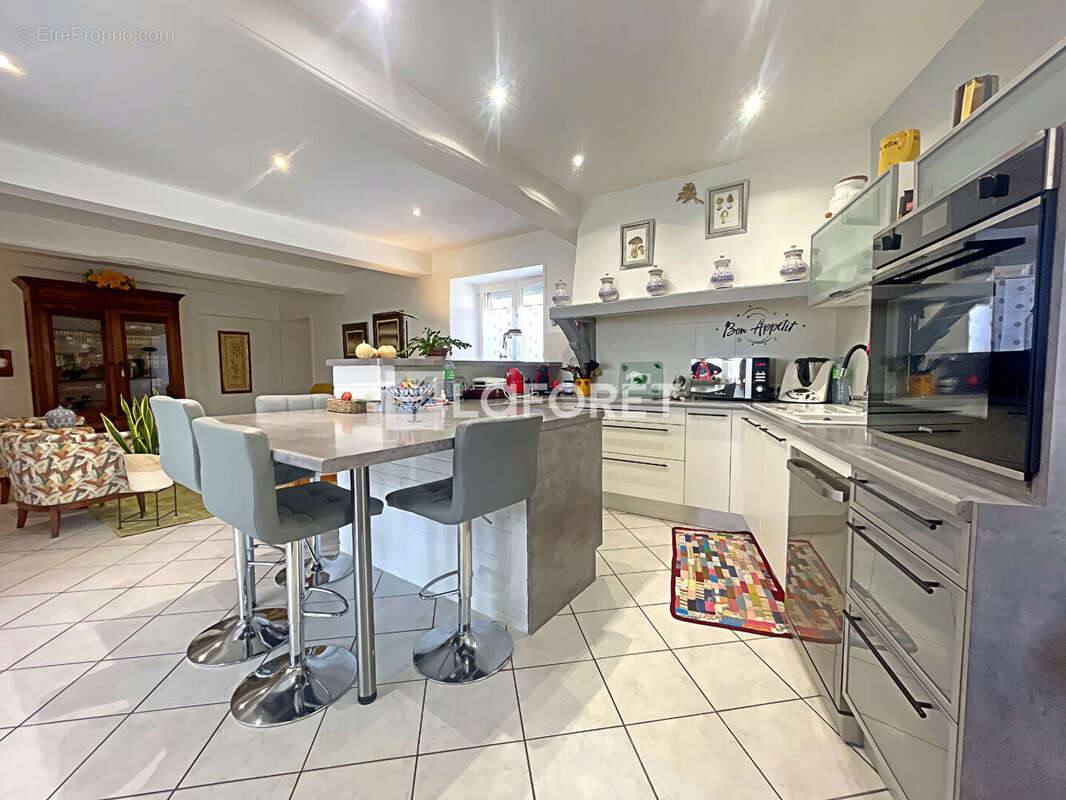 Maison à PIERRECLOS