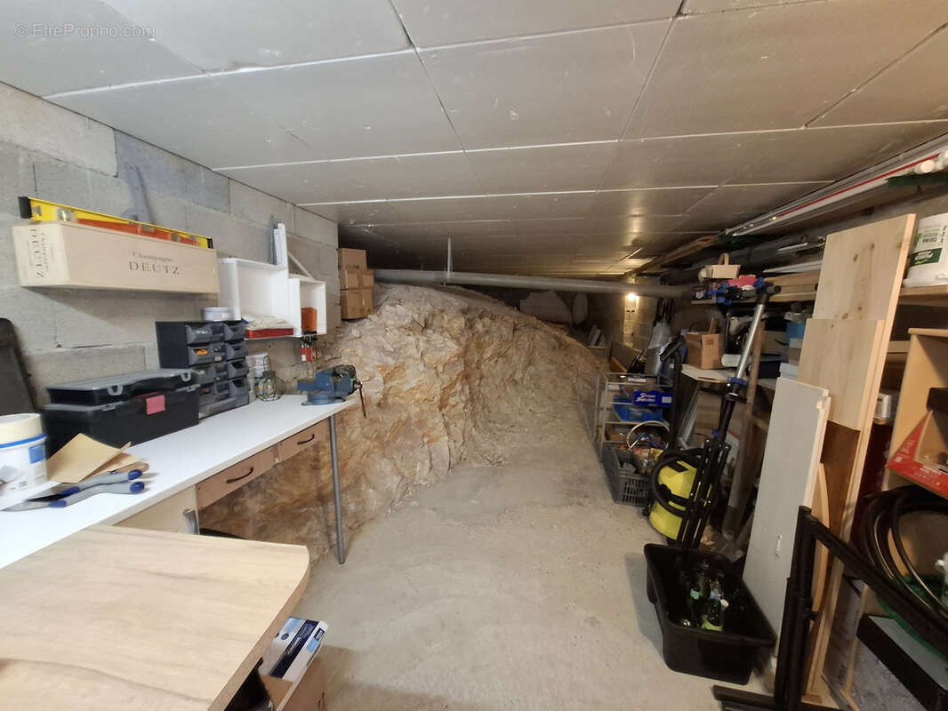 Maison à SAINT-ETIENNE-DU-GRES