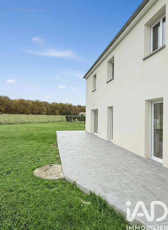 Photo 1 - Maison à BENON