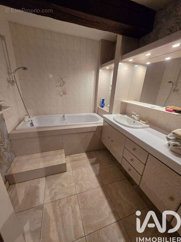 Maison 180 m² à Jaulgonne  - photo 7