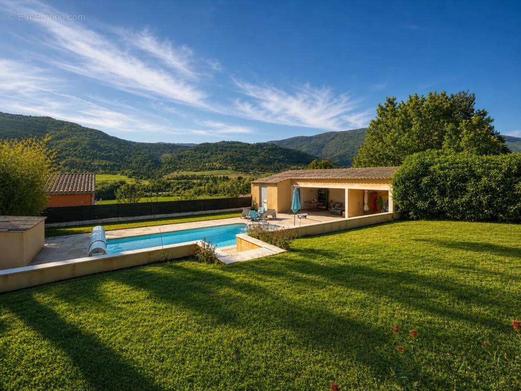 Maison 142 m² avec piscine et vue exceptionnelle à Bevons - photo 2