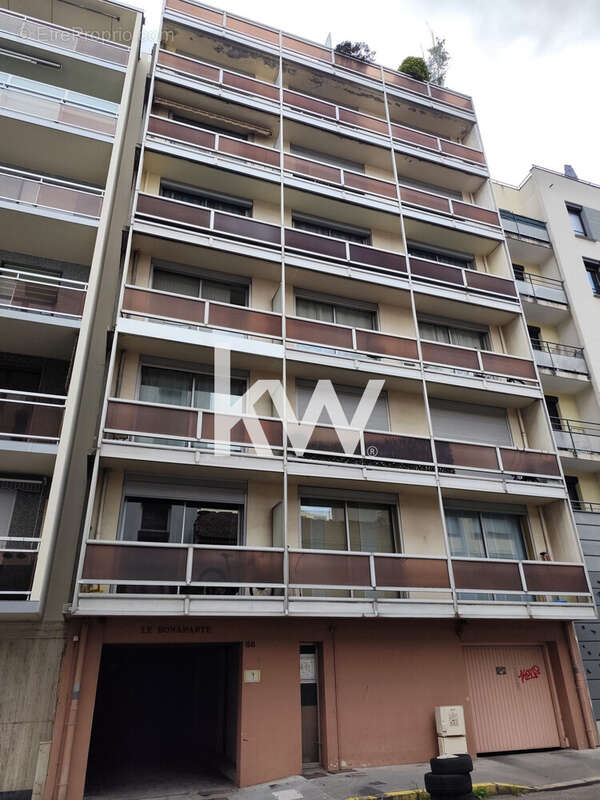 Appartement 49 m² à Saint-Etienne  - photo 9