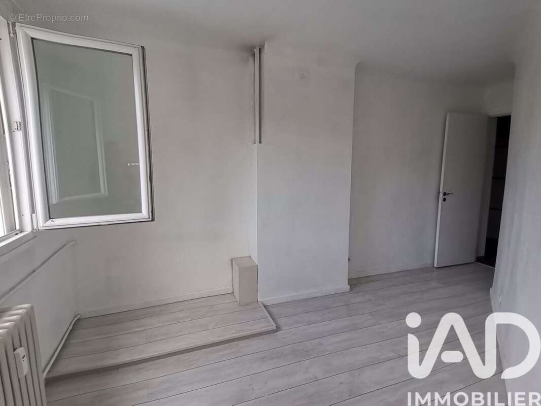 Photo 6 - Appartement à LE KREMLIN-BICETRE