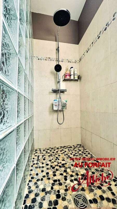 Maison à BRUGUIERES