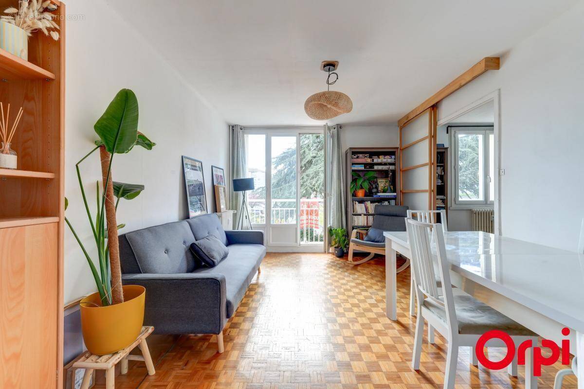 Appartement à CALUIRE-ET-CUIRE