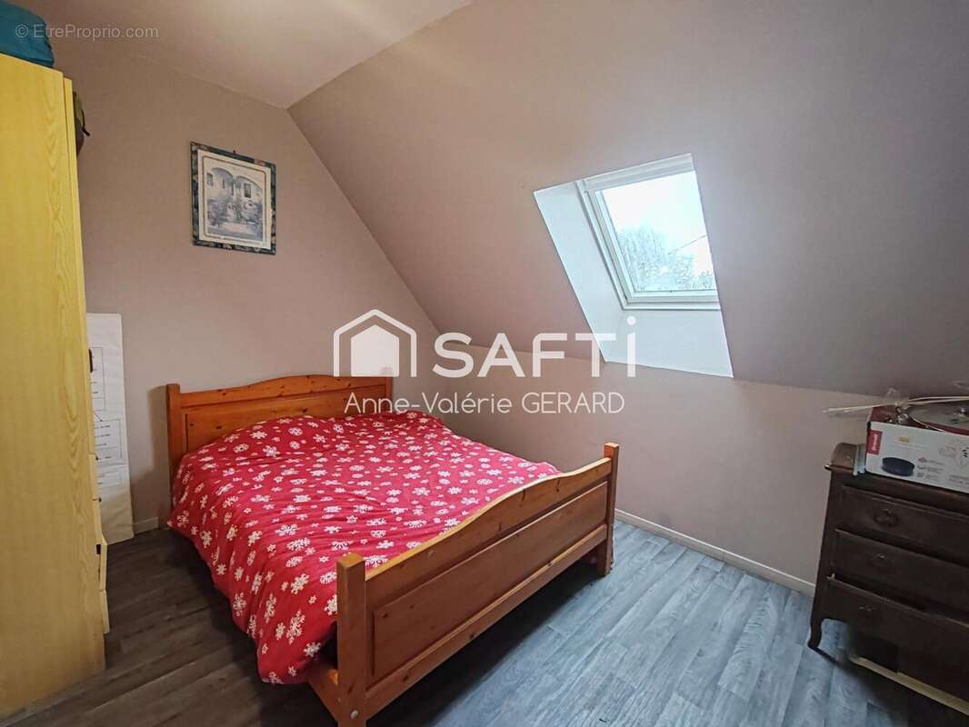 Maison 97 m² à Saint-Mars-Sur-La-Futaie  - photo 8