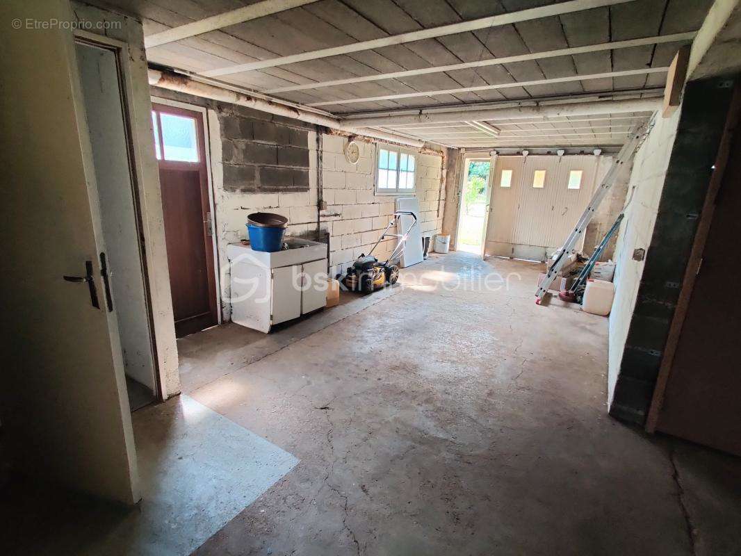 Maison à VOUNEUIL-SOUS-BIARD