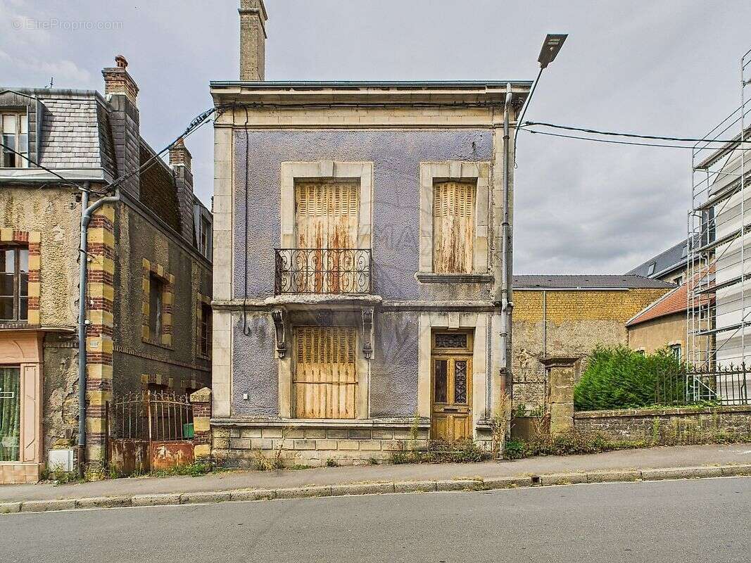 Maison à LONGUYON