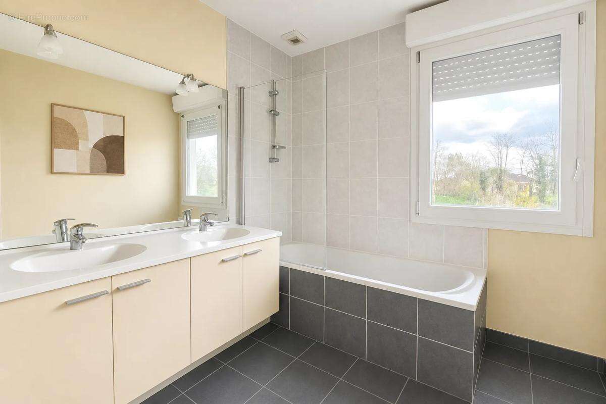 Maison lumineuse de 145 m² à Ferrières-en-Gâtinais - photo 13