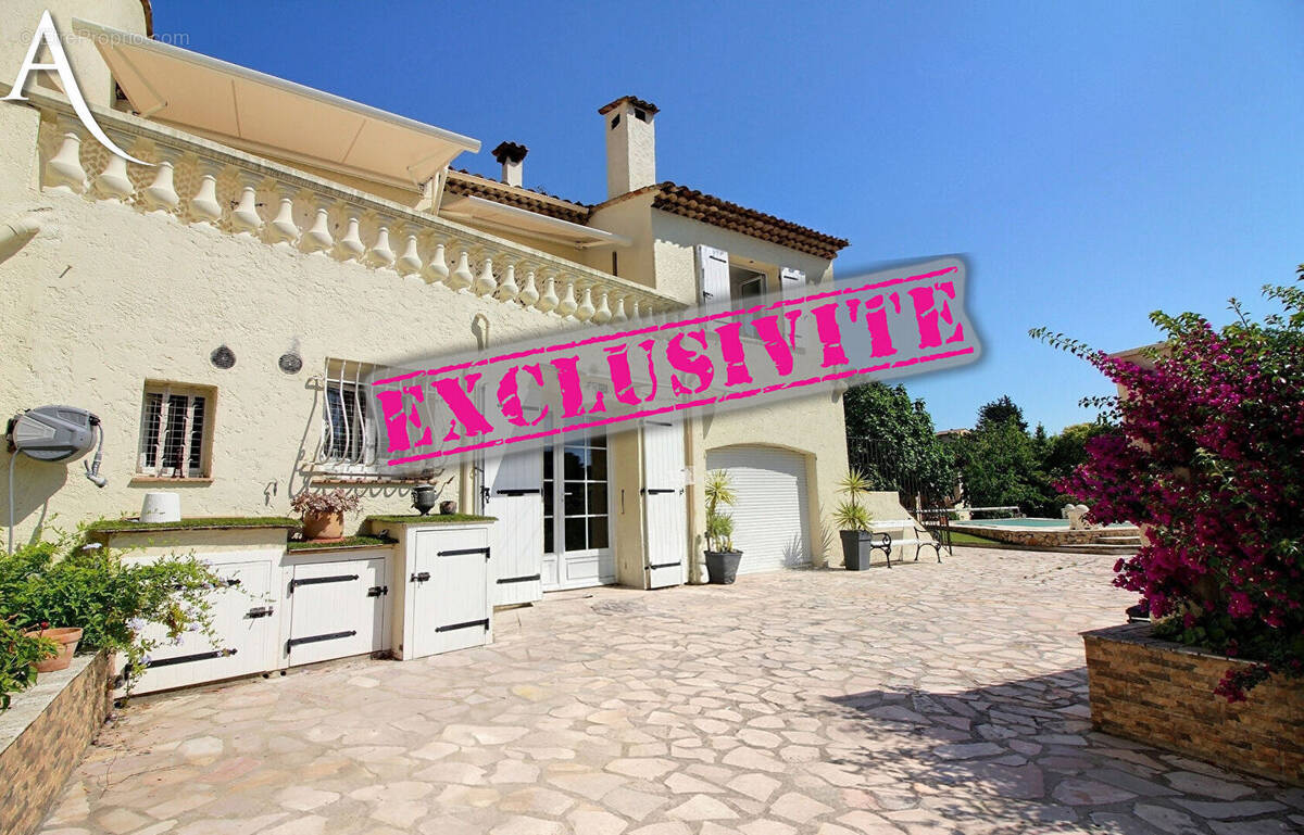 Maison à MOUGINS