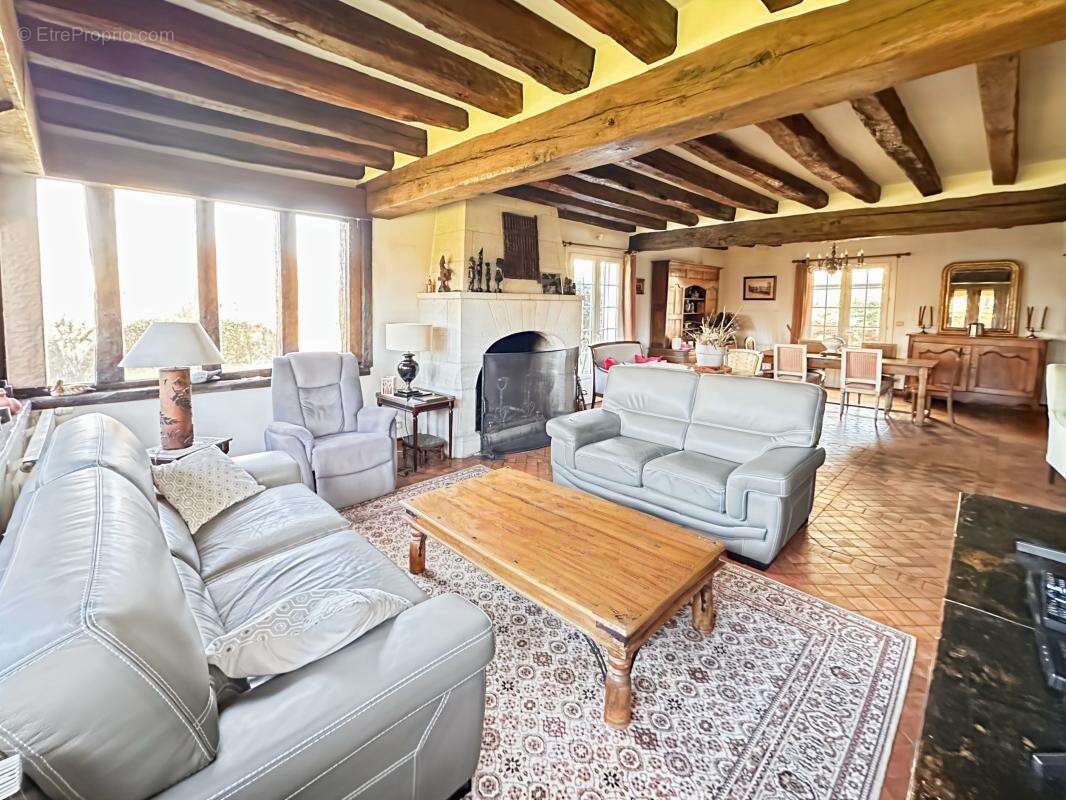 Maison à MILLANCAY