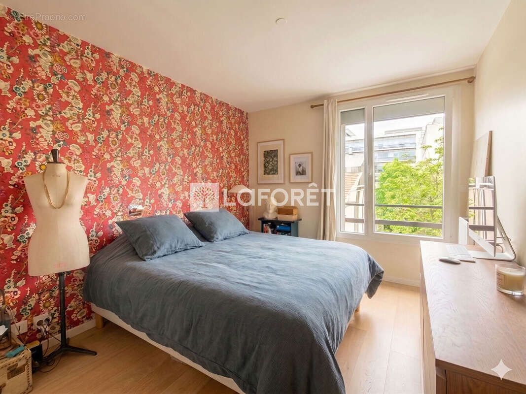 Appartement à SURESNES