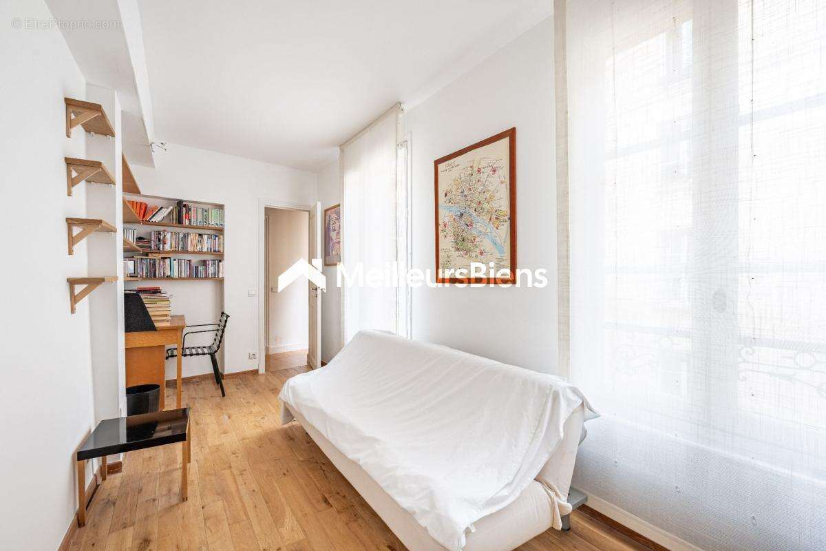 Appartement à PARIS-4E