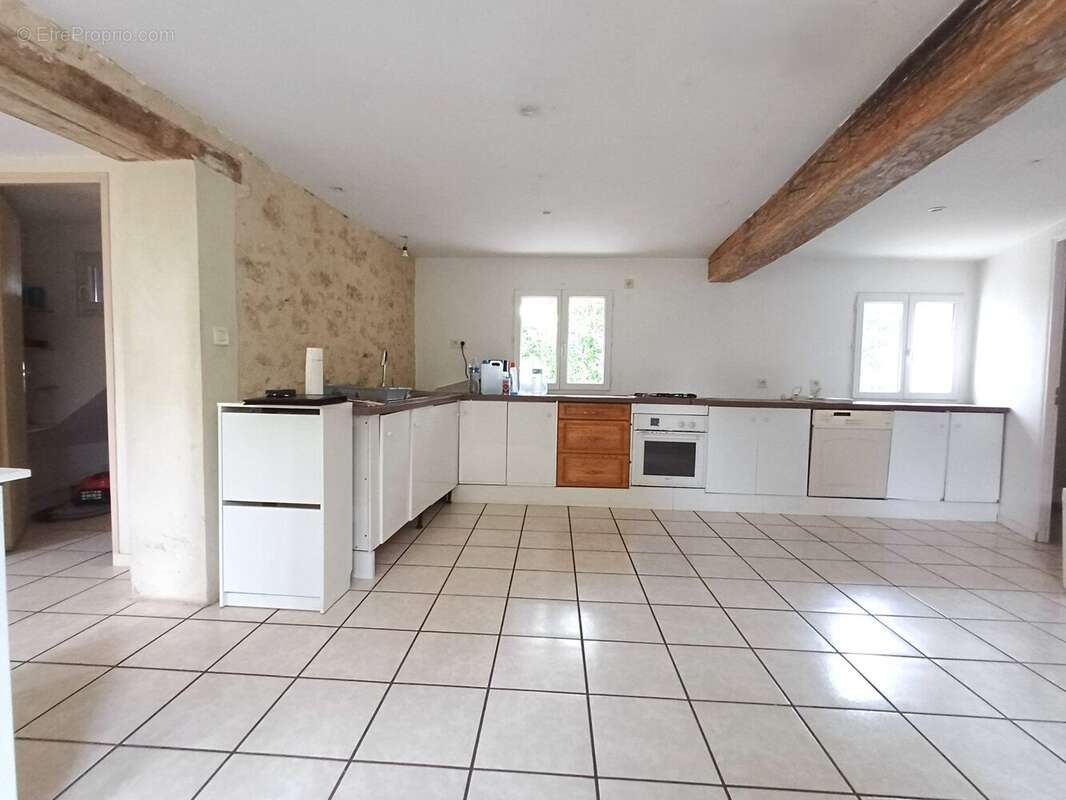 Maison à ARTANNES-SUR-INDRE