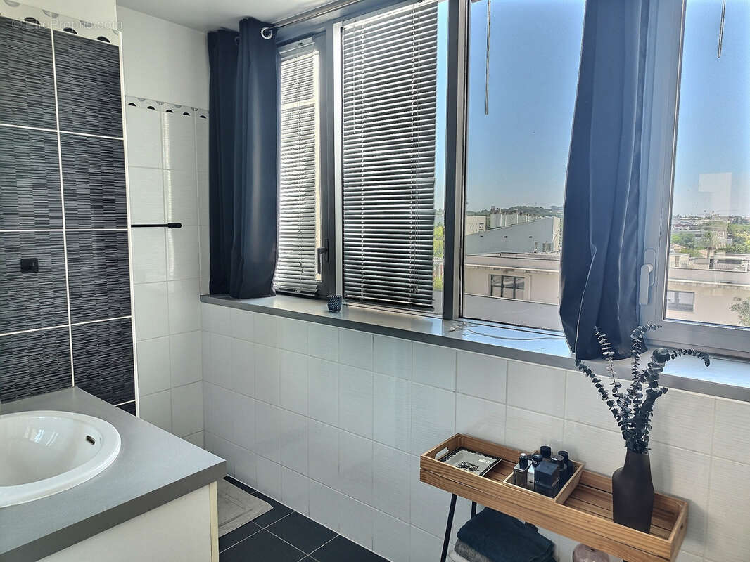 Appartement à CASTELNAU-LE-LEZ