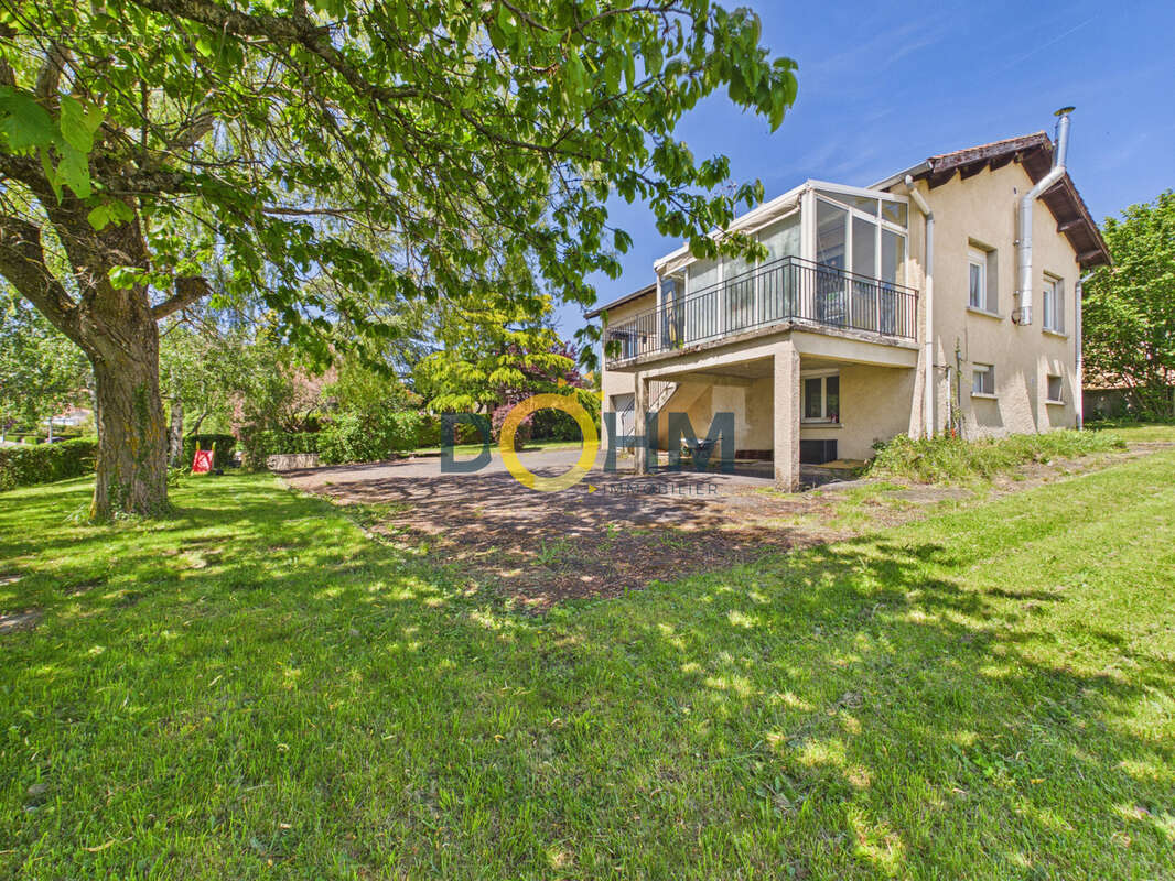 Maison à CUSSAC-SUR-LOIRE