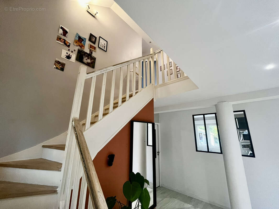 Maison à COULOMMIERS